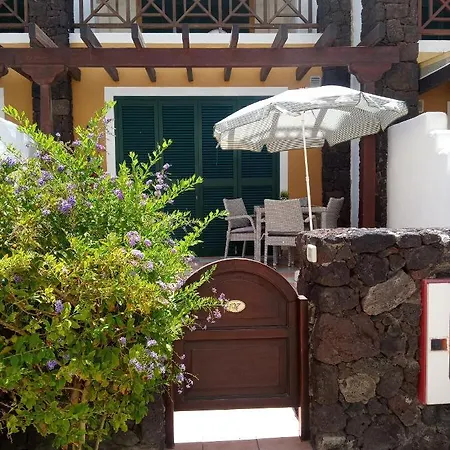 Rocas Del Mar Коста-дель-Силенцио