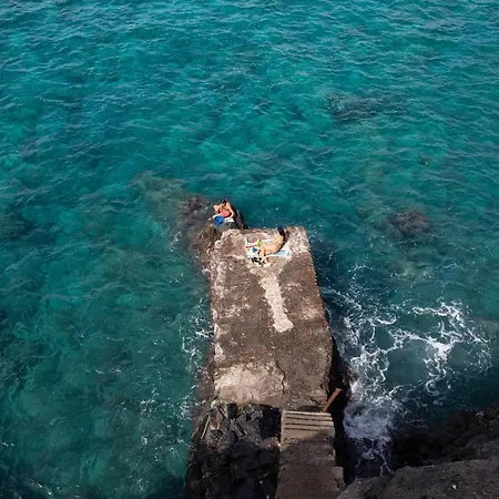 Rocas Del Mar *