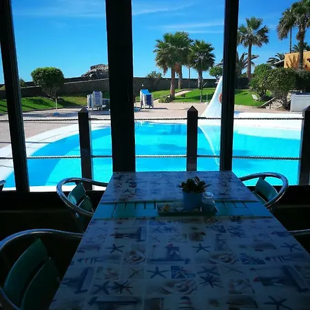 Апартаменты Rocas Del Mar *