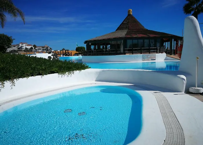 Rocas Del Mar Costa Del Silencio